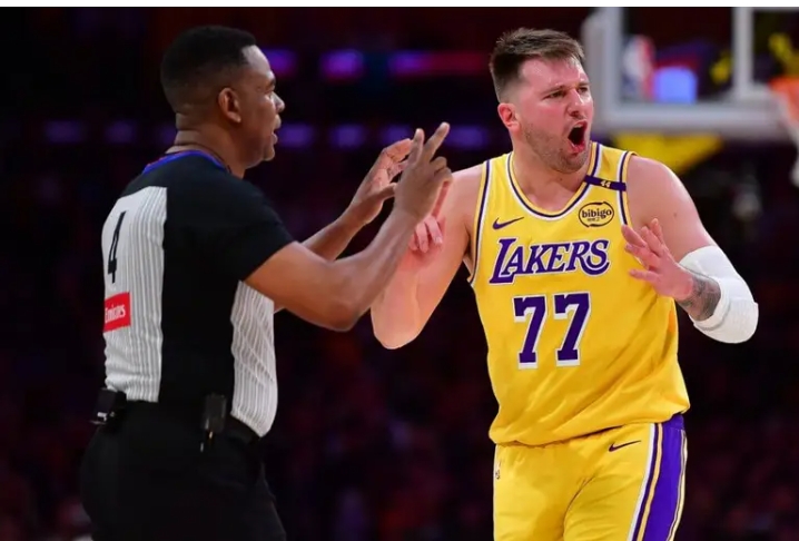 Sport news: Lakers’ loss to Warriors shows potential blueprint for early L.A. playoff exit