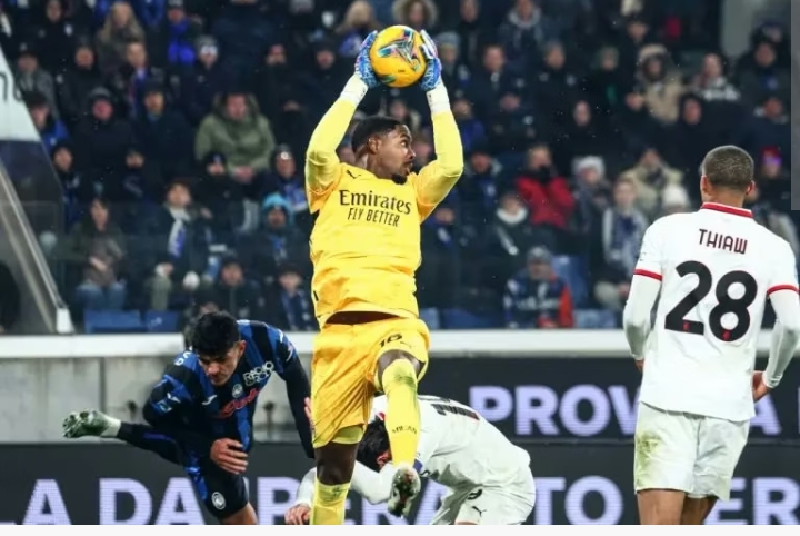 Breaking news: Allegri wants to convince Maignan to snub Chelsea… see more