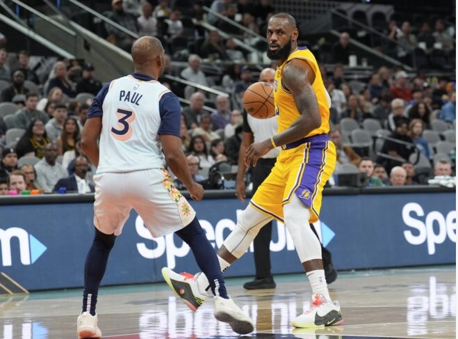 Report: Could 12x All-Star Finally End Up a Laker… see more